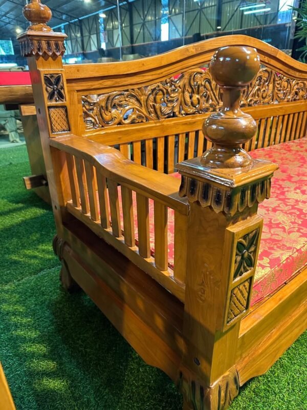 DAYBED KING KERAWANG LENGKUNG FINISHING GRED C - Image 4