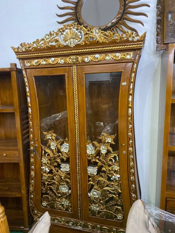 ALMARI DISPLAY 2 PINTU KERAWANG GOLD