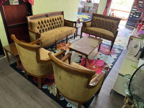 SET SOFA SERBIA 3+2+1+1 SIAP MEJA KOPI BESAR & MEJA KOPI KECIL GRED C (BALDU COKLAT )