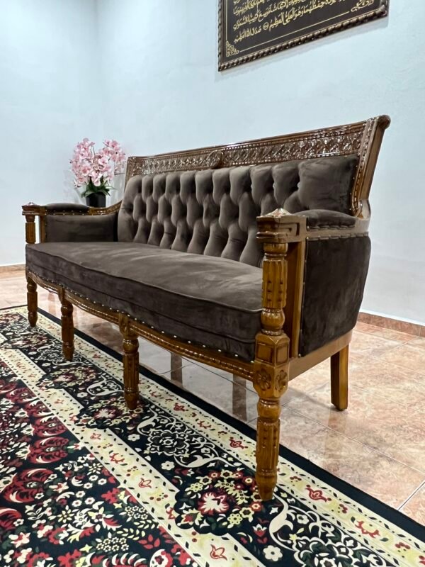 SET SOFA SERBIA 3211 SIAP MEJA BESAR DAN MEJA KOPI KECIL GRED B FINISHING KILAT ( READY STOCK ) - Image 14