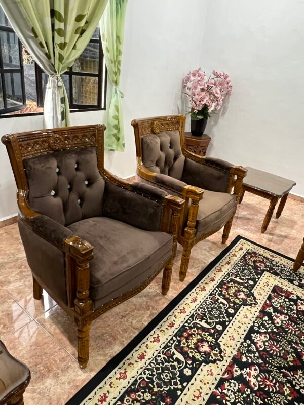 SET SOFA SERBIA 3211 SIAP MEJA BESAR DAN MEJA KOPI KECIL GRED B FINISHING KILAT ( READY STOCK ) - Image 16