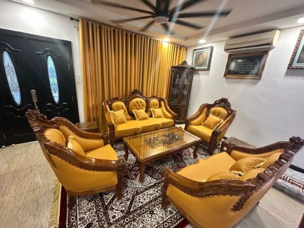 SET SOFA GANESA POLOS 3211 – EDISI EXPORT
Material Kayu Jati Semi TPK | Finishing Kilat Gred A | Kilang P1 Boss Ijan - Image 5
