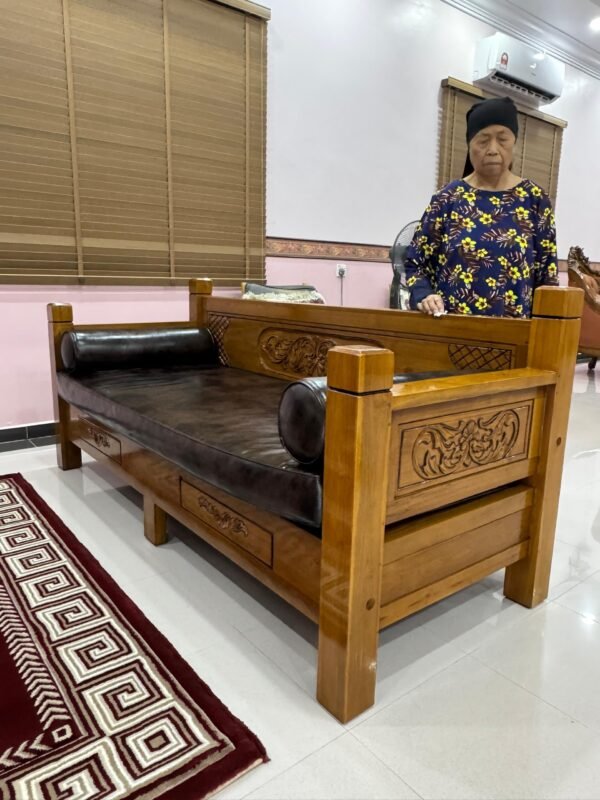 DAYBED QUEEN MINIMALIST SEMI TPK FINISHING GLOSSY GRED A ( SPECIALIST CUSTOME MADE ) - Image 3