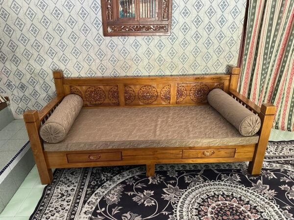 DAYBED QUEEN MINIMALIST GRED C FINISHING KILAT SIAP KUSYEN DAN BANTAK PELOK READY STOCK KILANG P6 - Image 2