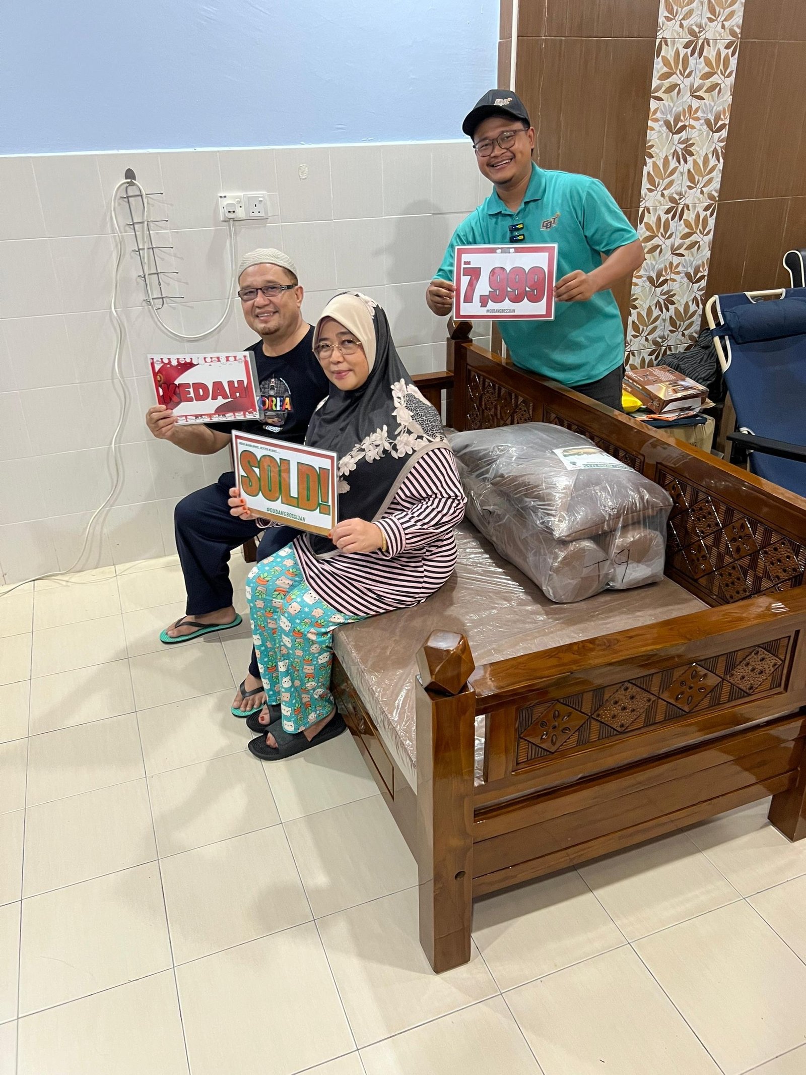 SET COMBO DAYBED KING MINIMALIST DIAMOND + KABINET TEPI READY STOCK - Image 2